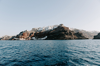 Uwielbiamy widok Santorini o poranku!